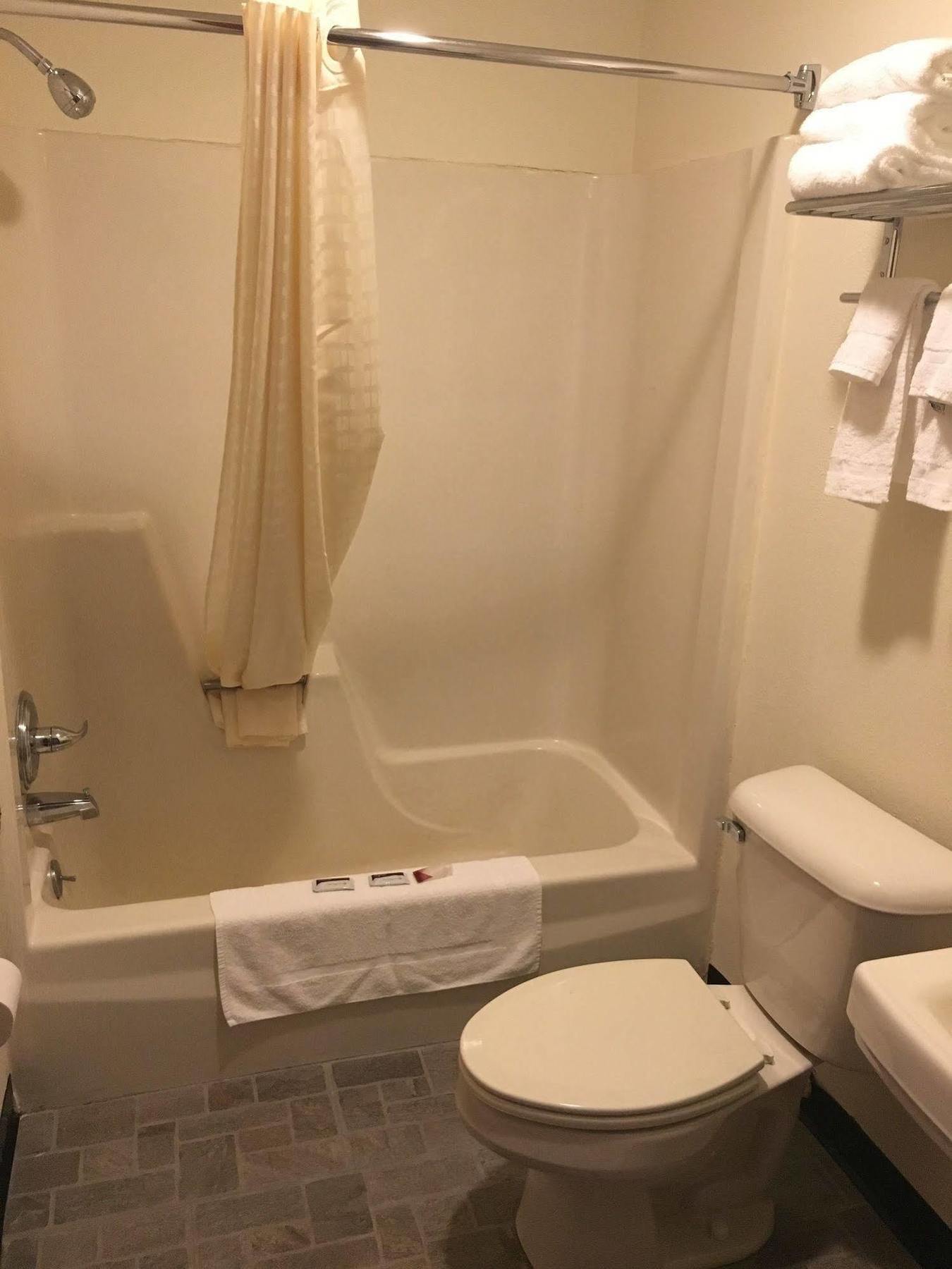 Waterford Inn Экстерьер фото